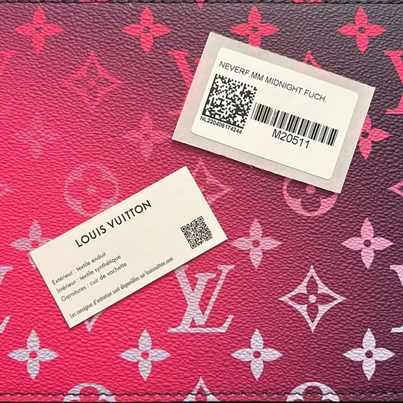 💜 LOUIS VUITTON 💜MONOGRAM SPRING IN THE CITY POCHETTE MIDNIGHT FUCHSIA. NWT. - Picture 12 of 12